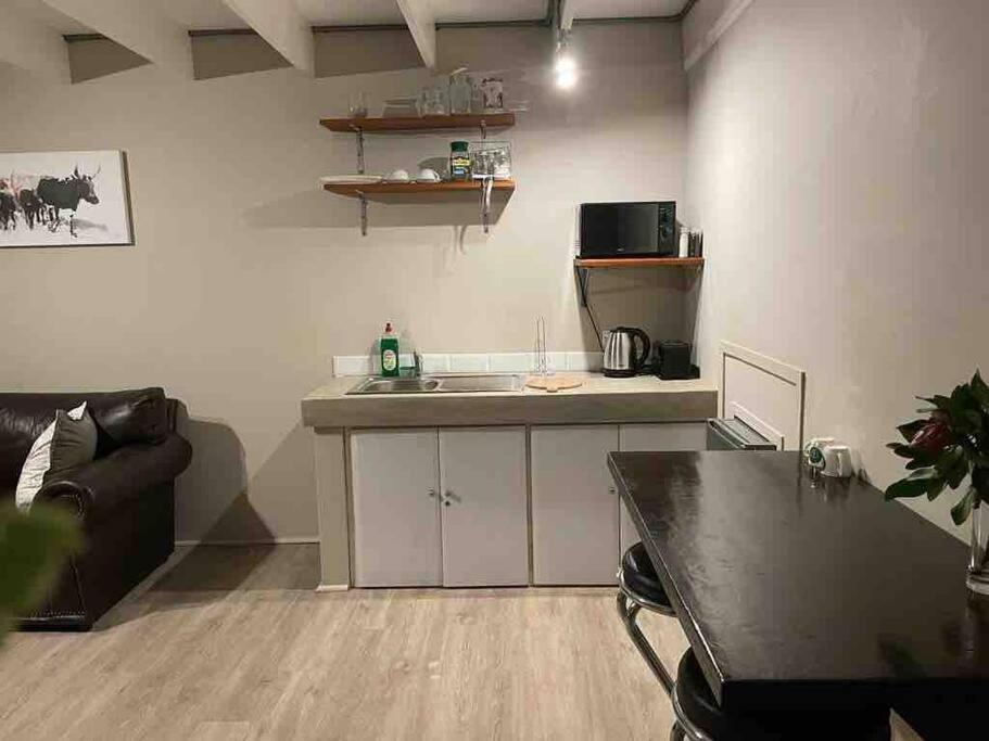 Protea Loft - Romantic Stay - No Load Shedding Hilton Extérieur photo